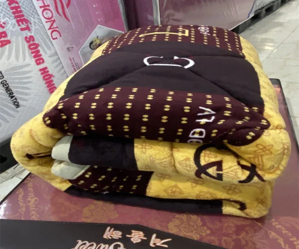 Chăn Lông Cừu Mini